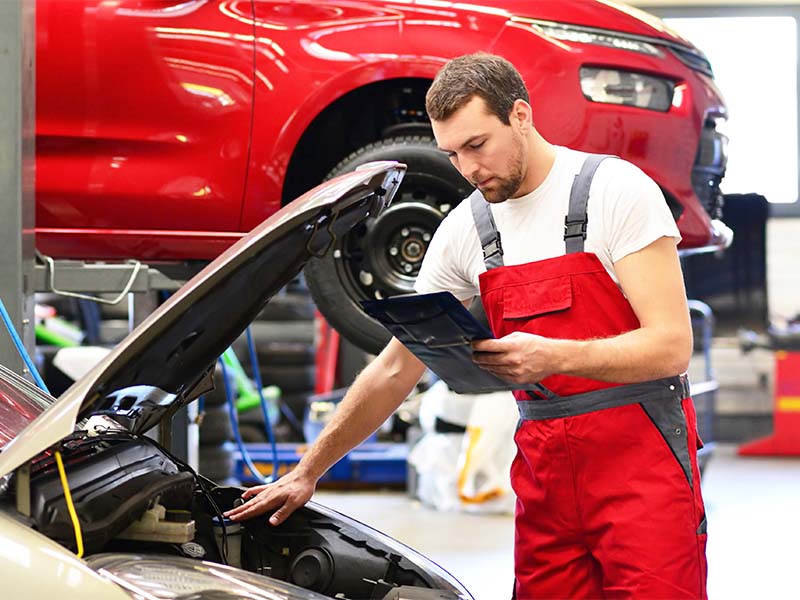 Autoreparatur durch Eurorepar Car Service in Gütersloh